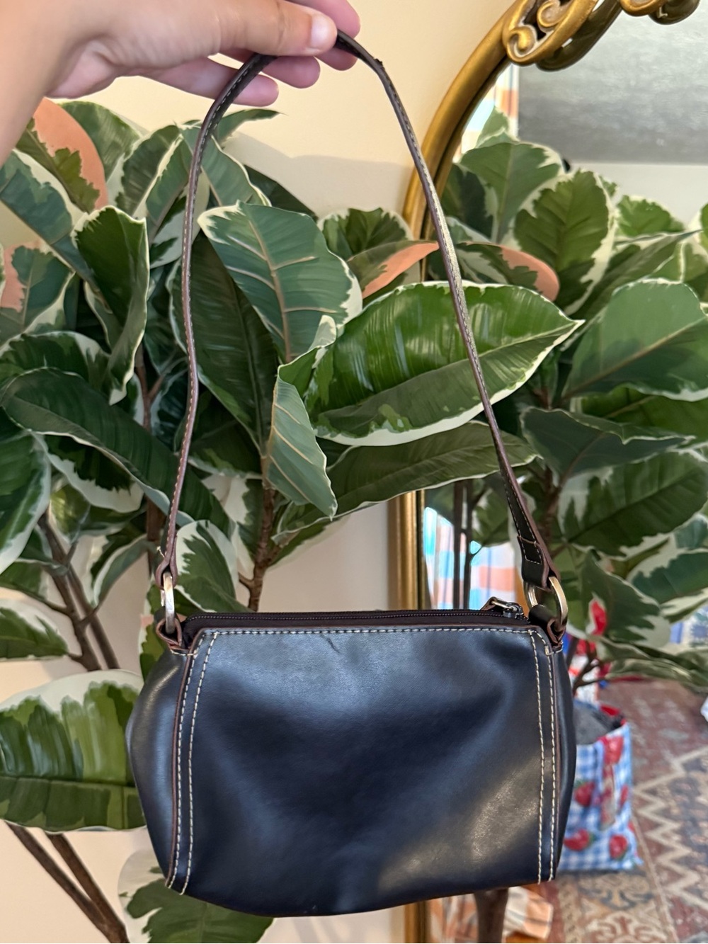 Nine & Company black leather mini shoulder bag